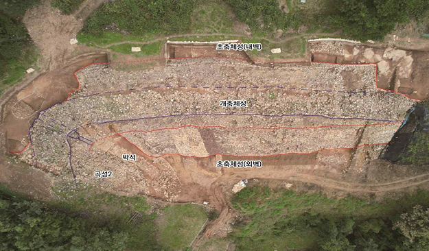 신라의 석축성벽, 대구 팔거산성에서 ...