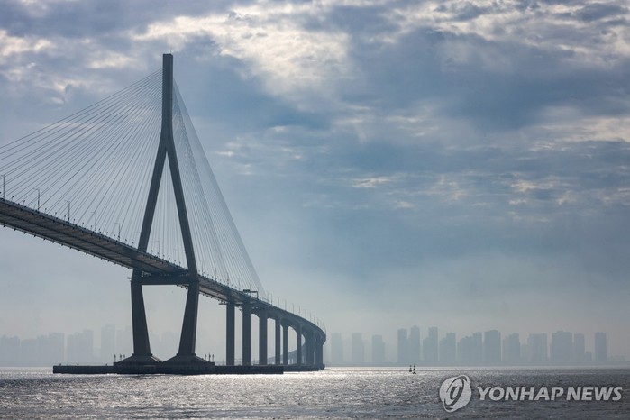 인천대교 통행료 대폭 인하, 공항 접...